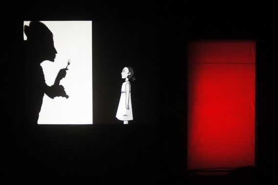 La Robe Rouge - Cie Intermezzo-rouge-1-hd